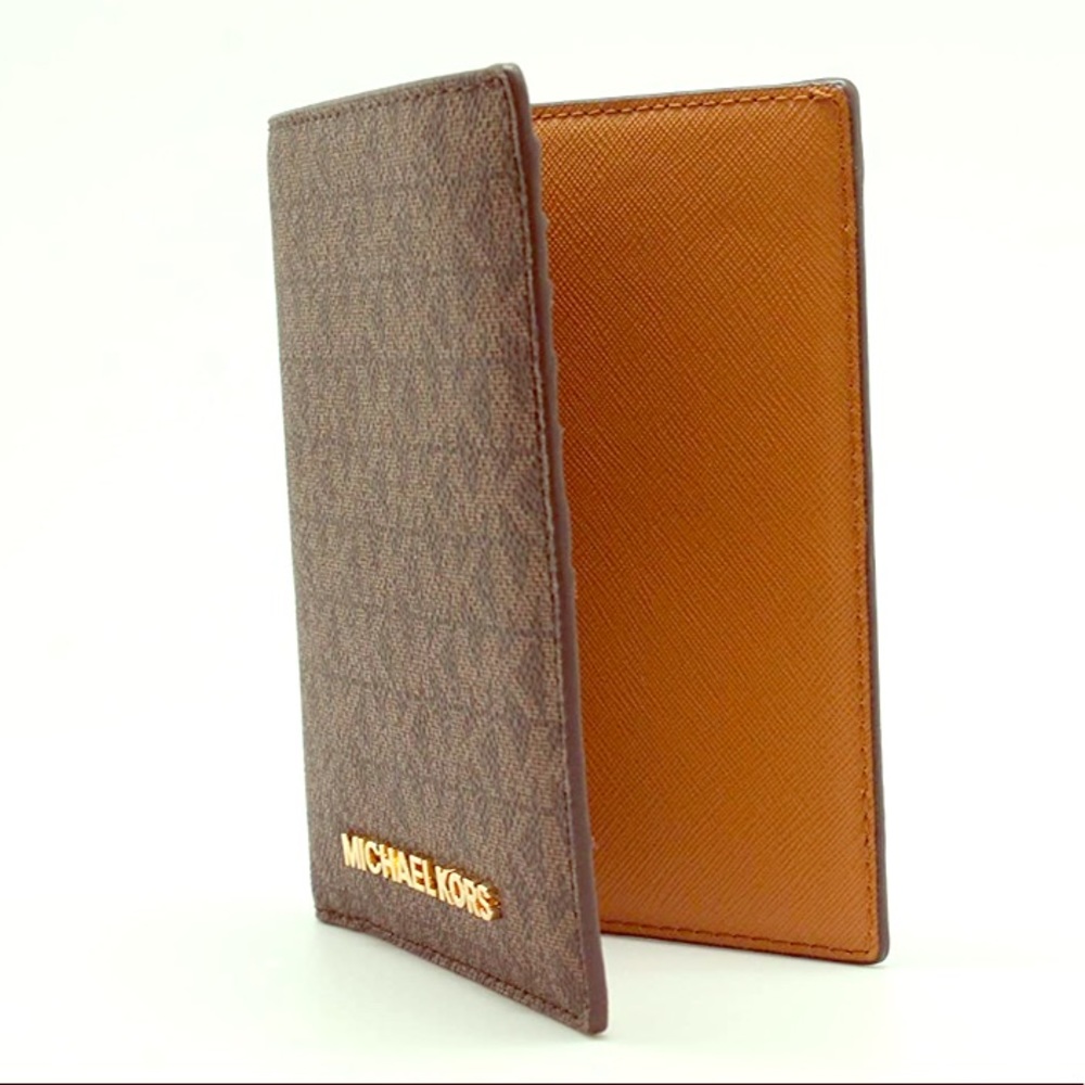 Michael Kors Passport holder